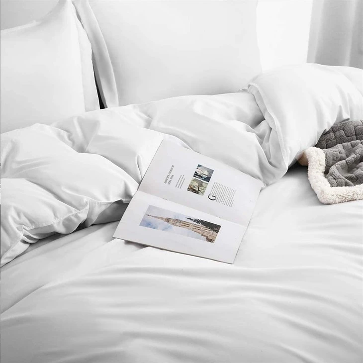 Polycotton Bedding Set For Hotel Rental Use